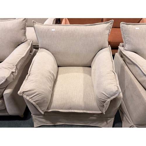 Lot 3100      