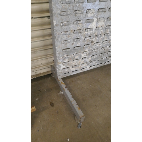 A Lin Bin storage rack