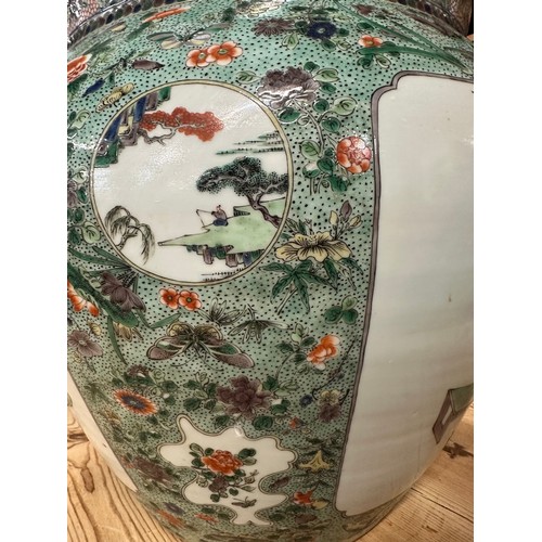 208 - A large Chinese famille verte porcelain jardiniere, 37cm h