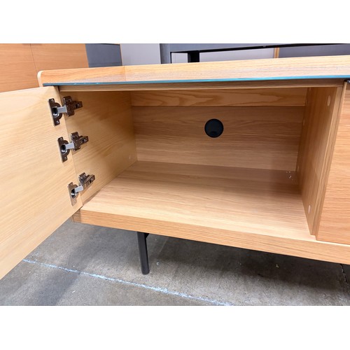3001 - A Hobang oak large Television unit with glass top