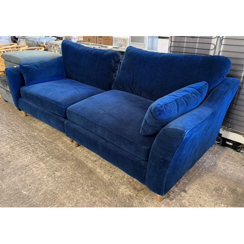 Lot 3024      
