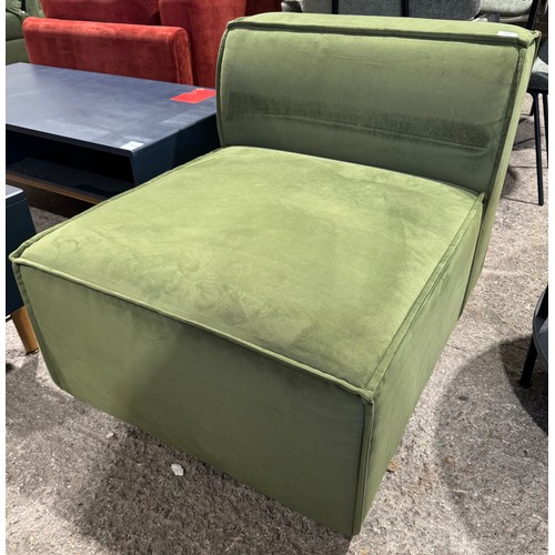 Lot 3074      