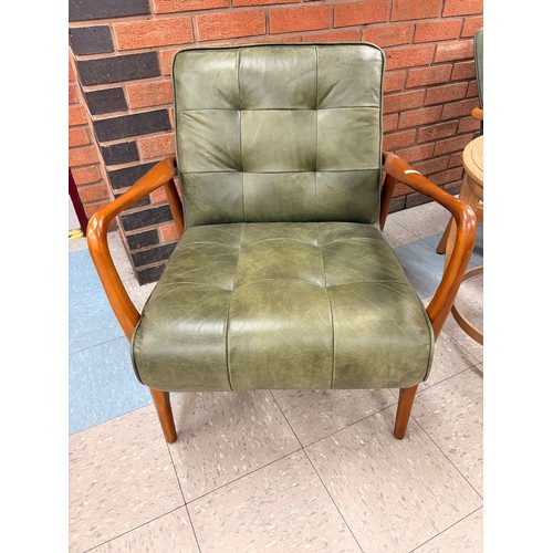 Lot 3102      