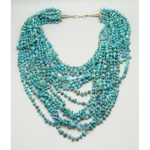Lot 7083      
