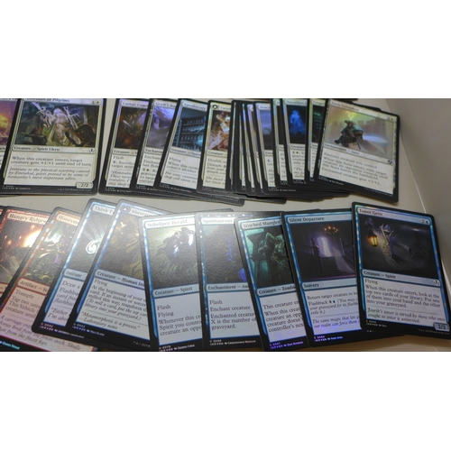 2205 - 140 Magic The Gathering (MTG) Holographic cards