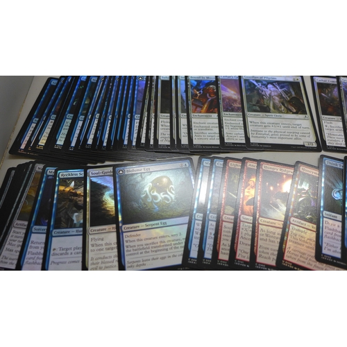 2205 - 140 Magic The Gathering (MTG) Holographic cards