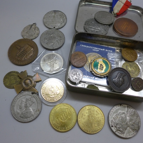 2214 - A Tom Long tin of mixed medals/medallions