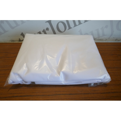 6013 - An Emma king size fitted sheet and mattress protector