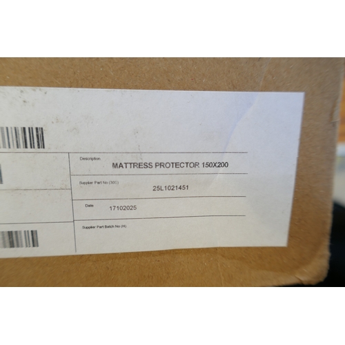 6013 - An Emma king size fitted sheet and mattress protector