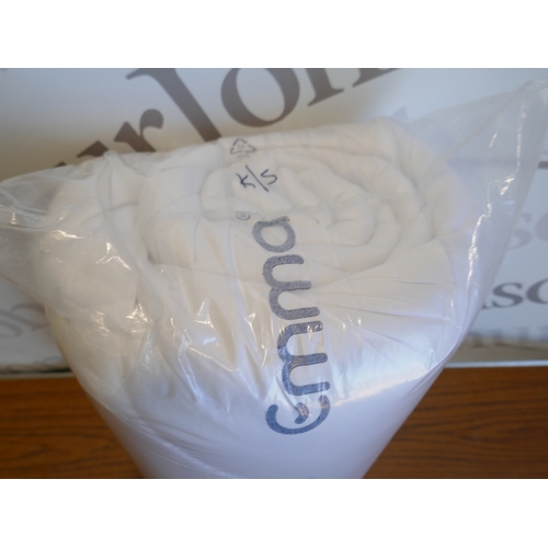 6026 - An Emma king size duvet