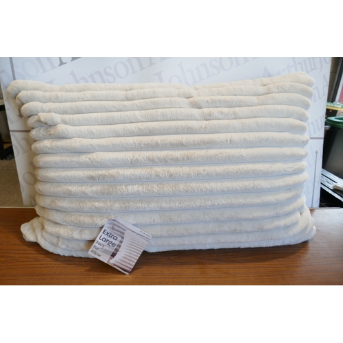 Lot 6040      