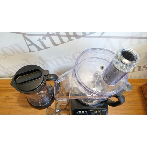 6041 - A Kenwood food processor, original RRP £119.99 + VAT (384-42) *This lot is subject to VAT