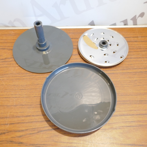 6041 - A Kenwood food processor, original RRP £119.99 + VAT (384-42) *This lot is subject to VAT