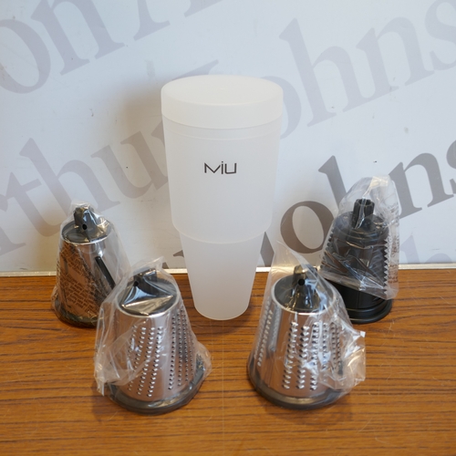 6044 - A Miu drum grater (384-46) *This lot is subject to VAT