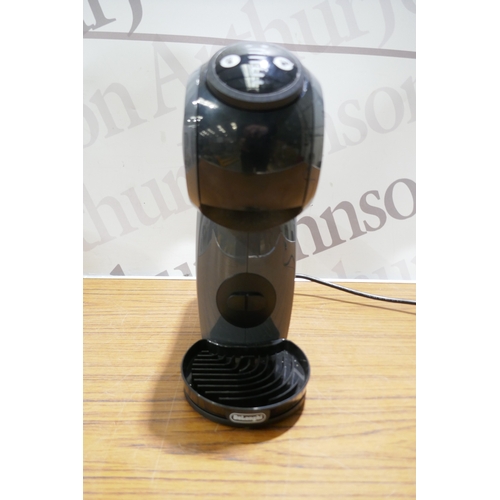 6050 - A Delonghi Genio Dolce Gusto coffee machine (384-28) *This lot is subject to VAT