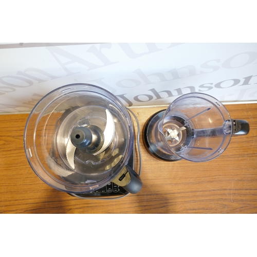 6056 - A Kenwood food processor, (384-251) *This lot is subject to VAT