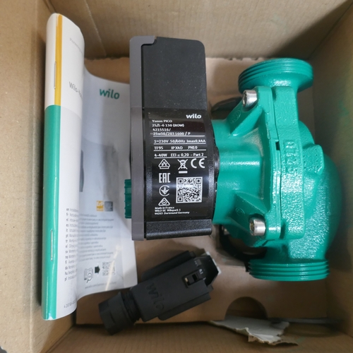 5002 - A quantity of household items including Honeywell thermostats, Nest Protect carbon monoxide alarm, W... 