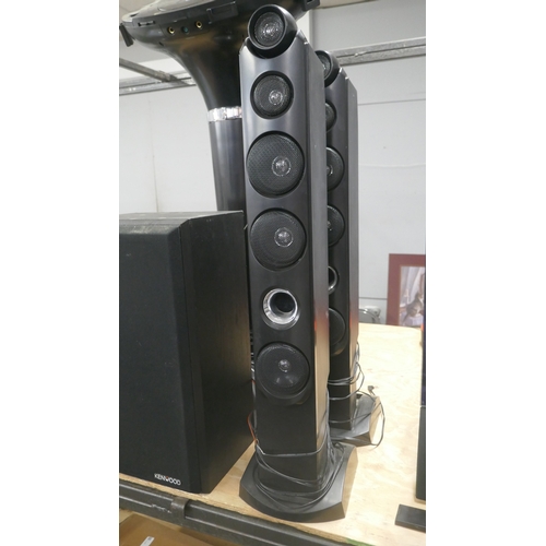 5009 - A quantity of electricals including singing machine karaoke machine with speakers, one Kenwood speak... 