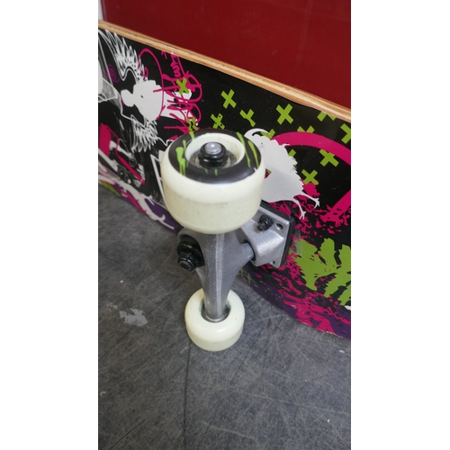 5016 - A skateboard