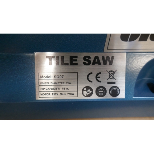 5031 - A boxed sample Clarke model SQ07 tile saw  *This lot is subject to VAT