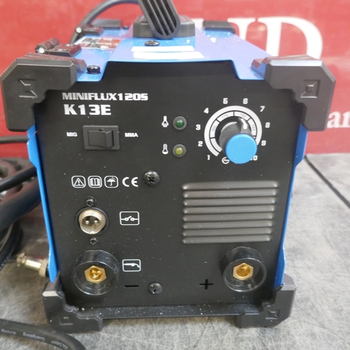5034 - A sample Miniflux 120S K13E, 230V welding machine  *This lot is subject to VAT