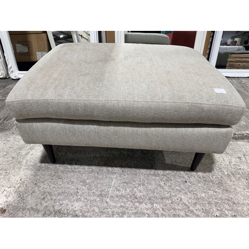 Lot 3072      