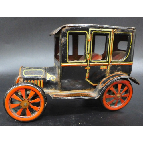 2045 - A c1940s Japan made tin-plate toy vehicle