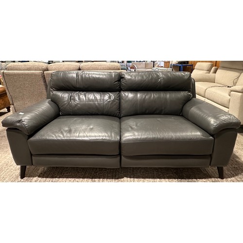Lot 3128      