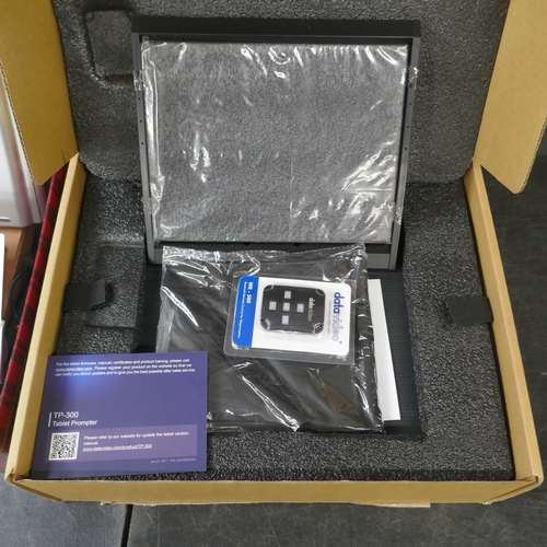 A motion computing Flexdock, data video TP-300 pro prompter, Motion ...