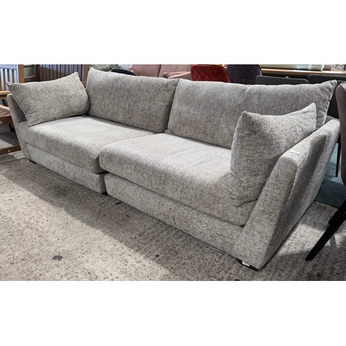 Lot 3060      