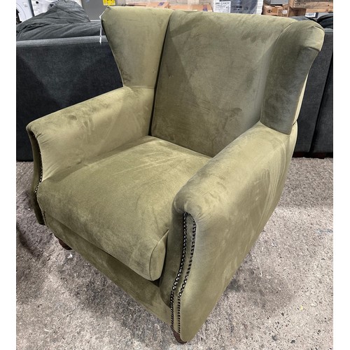 Lot 3082      