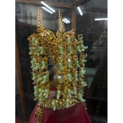 2248 - A 24 carat gold plated and Jade Korean crown 1970s in glass display case, replica of piece excavated... 