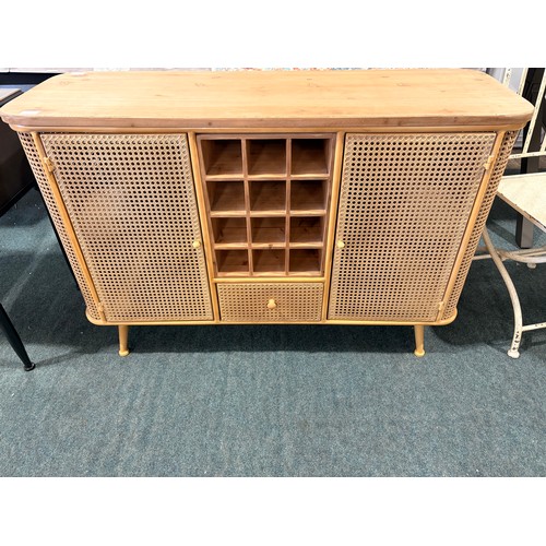 Lot 3108      