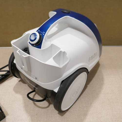 6144 - A Polti Vaporetto smart steam cleaner , original RRP £149.91 + VAT (385-287) *This lot is subject to... 