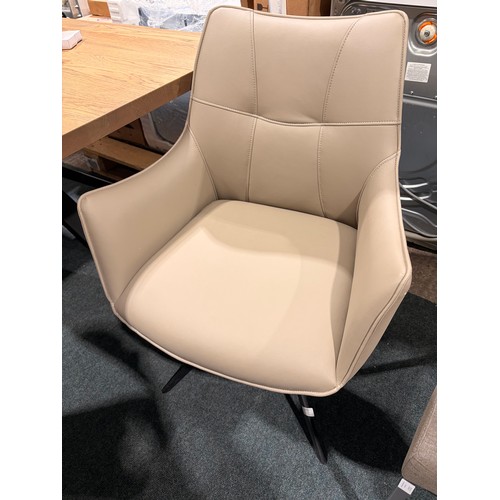 Lot 3116      