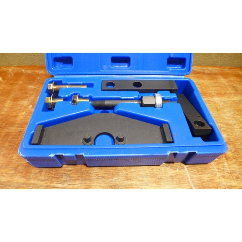 6169 - An engine camshaft alignment timing tool set (SP516595468-15) *This lot is subject to VAT