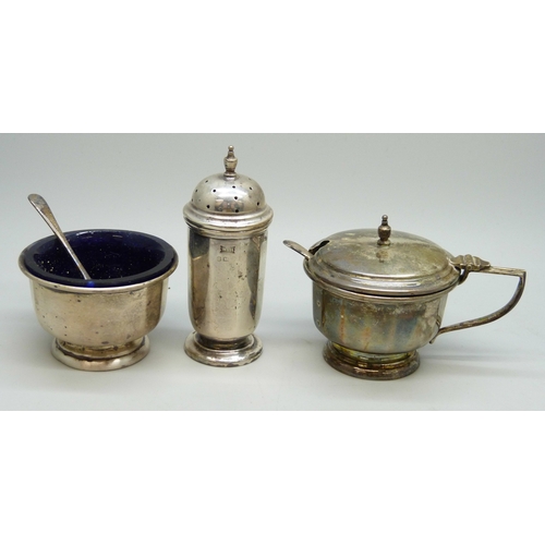 7008 - A Walker & Hall silver cruet set, Birmingham, different date letters, one worn entirely, 86g total w... 