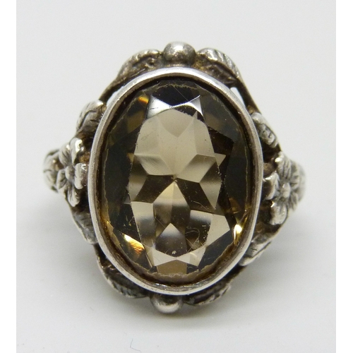 Lot 7042      