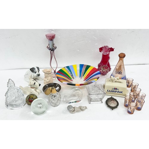2297 - A mixed collection of glass, china and porcelain, to include Lladro figure, Crown Devon dog figure, ... 