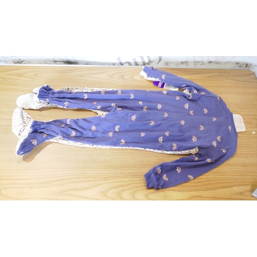 6124 - A quantity of Pekkle baby grows, mainly with tags, various colours and sizes (385)