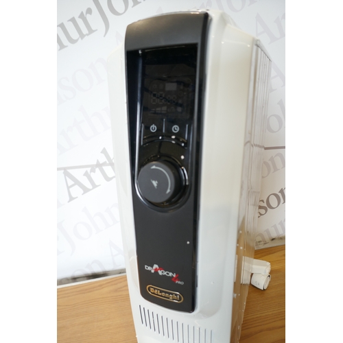 6126 - A Delonghi dragon radiator , original RRP £99.99 + VAT (385-146) *This lot is subject to VAT