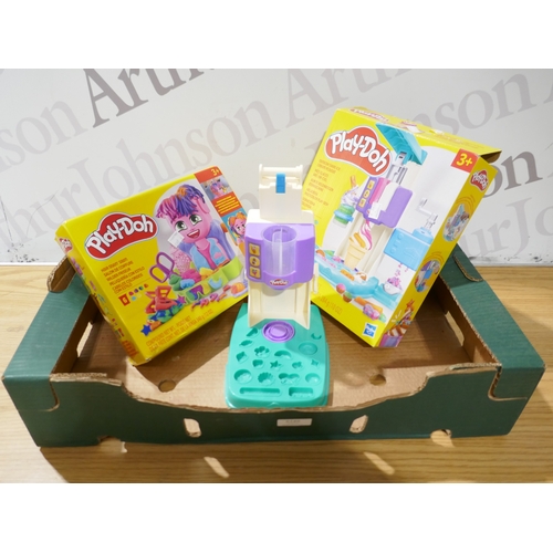 6149 - Three Playdoh machines to include hairstyling and ice cream playset (SP516661989-3) *This lot is sub... 