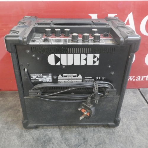 5029 - A Roland Cube-15xl, 15W guitar amplifier