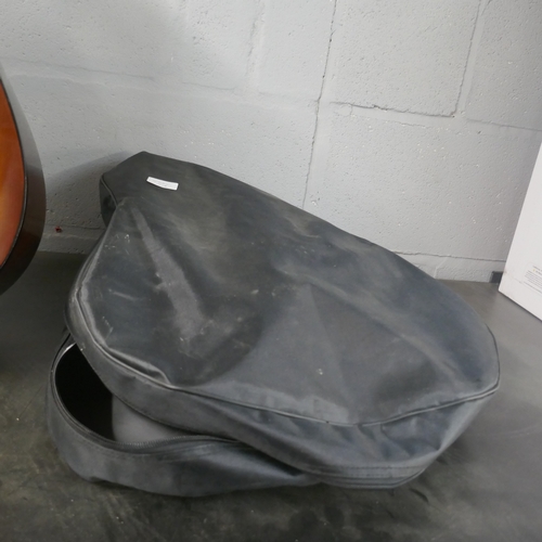 5043 - An Encore EN155SB acoustic guitar with case