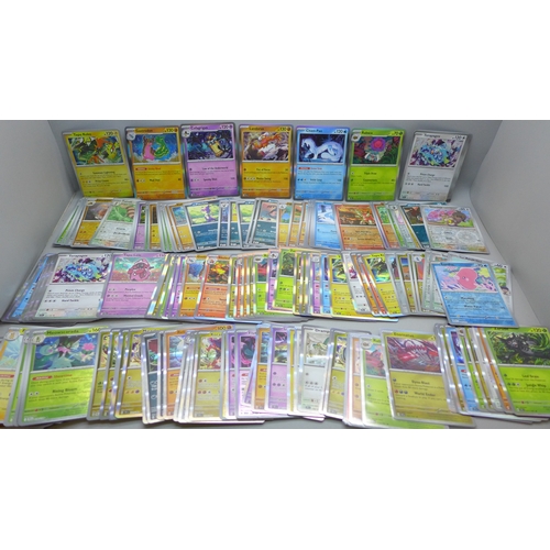 2213 - 180 all Holographic Pokémon cards including Reverse Holos and Black Star Rares