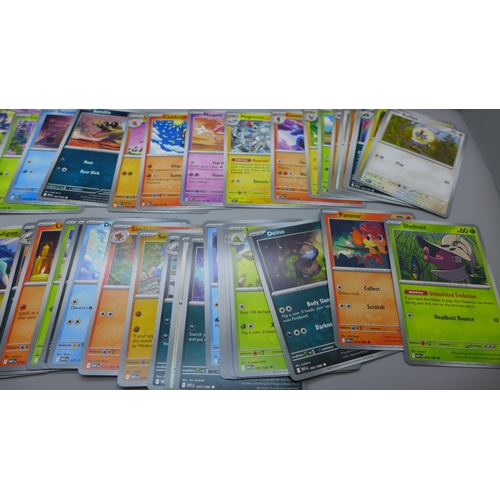 2216 - 1,000 Pokémon card collection including vintage, Holo, UnHolo, Rares, etc.