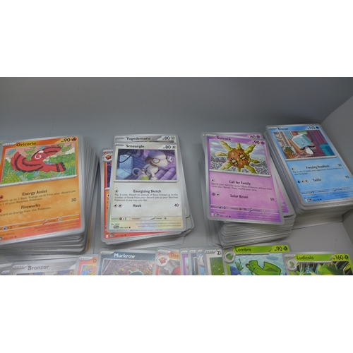 2219 - Pokémon cards; a mixed collection of Holographic, Non Holographic, no Energy cards, from multiple se... 