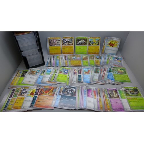 2221 - A large collection of Pokémon cards including a large number of Holographic cards, including Rares, ... 