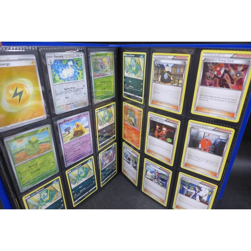 2224 - A Pokémon binder including Wizards of the Coast (WOTC) vintage cards, over 150 Holos, including Reve... 