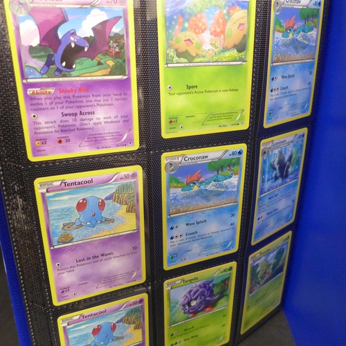 2224 - A Pokémon binder including Wizards of the Coast (WOTC) vintage cards, over 150 Holos, including Reve... 